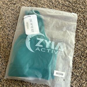 NWT ZYIA BOMBER BRA